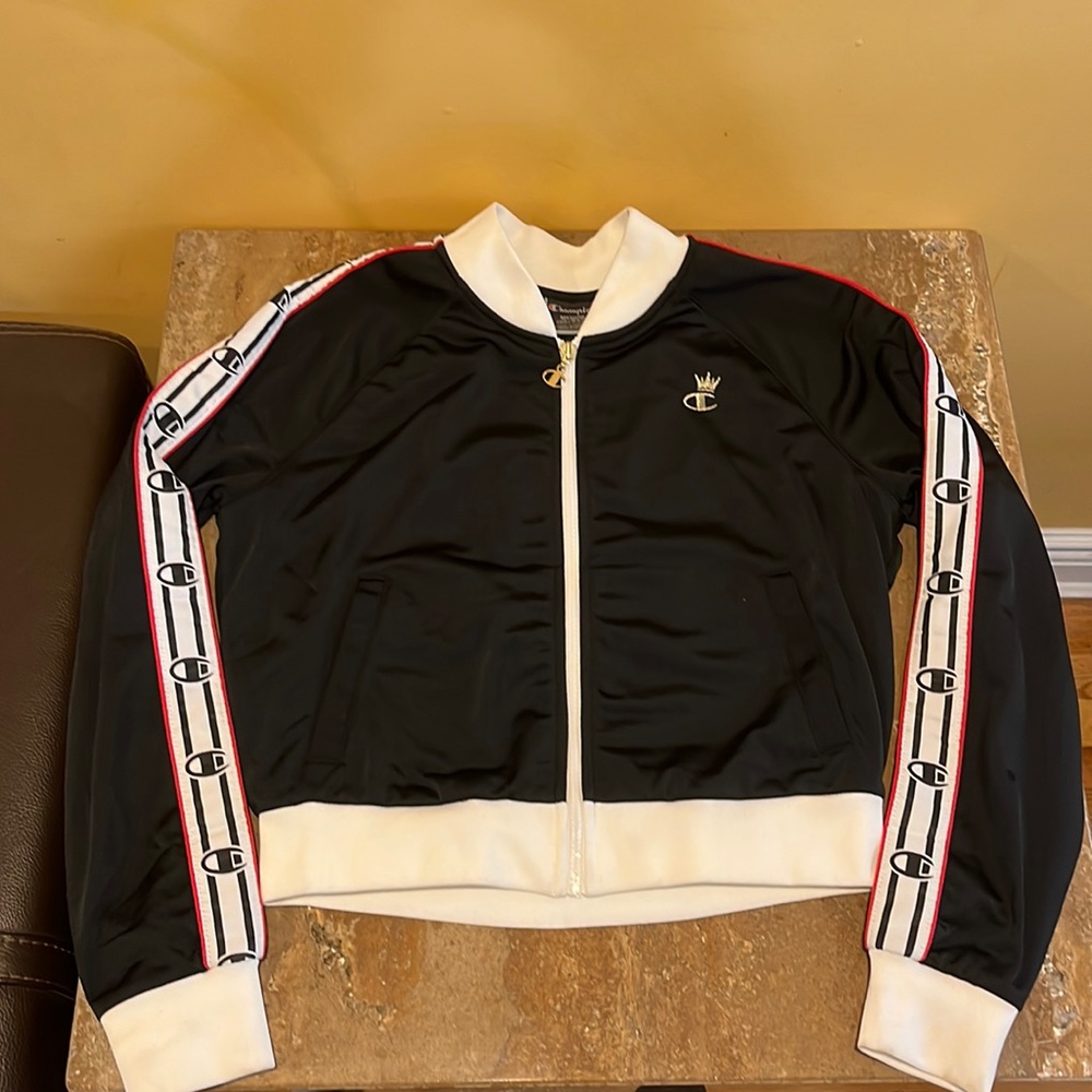 Champion jacket woman’s sz M black logo bomber